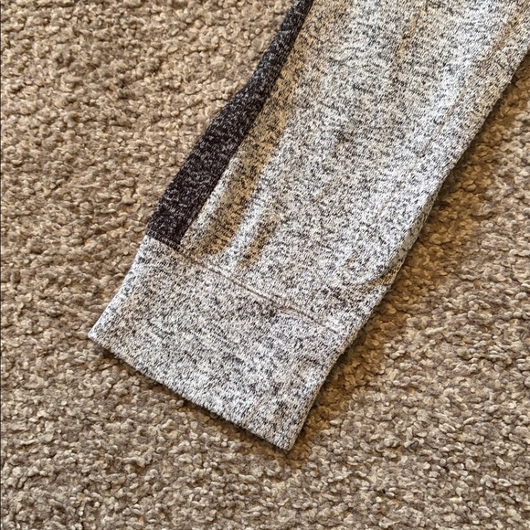 Victoria's Secret Pink Heathered Gray and Black Lounge Pants - Picture 2 of 5